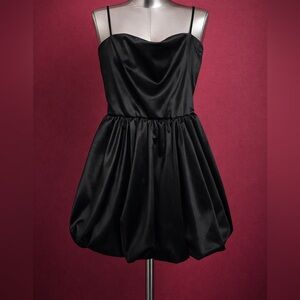 Charlotte Russe Black Cocktail dress
Size L new